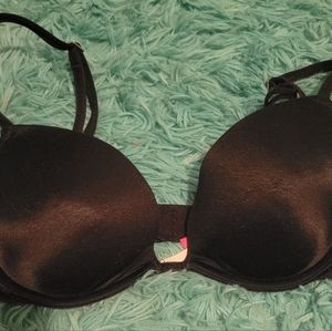 Black VS bra